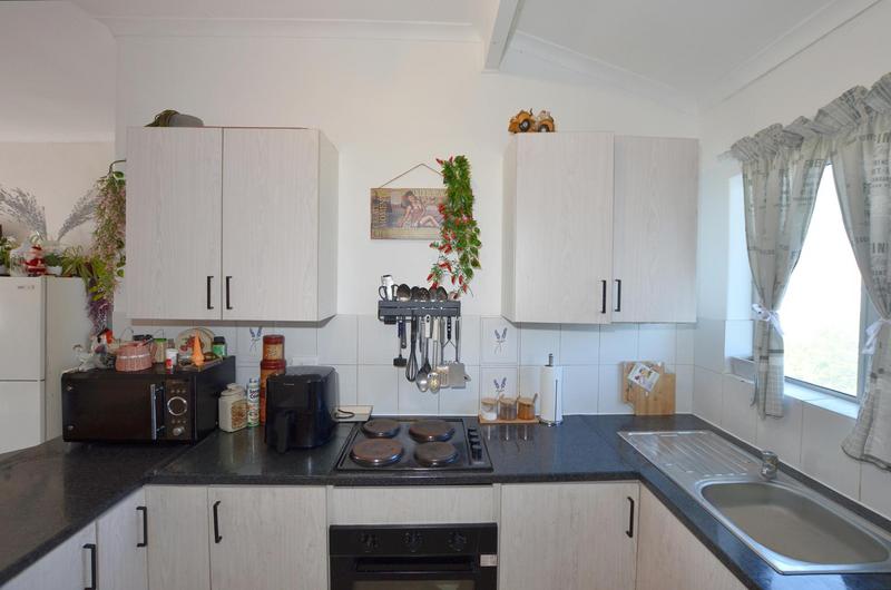 2 Bedroom Property for Sale in Oakglen Western Cape